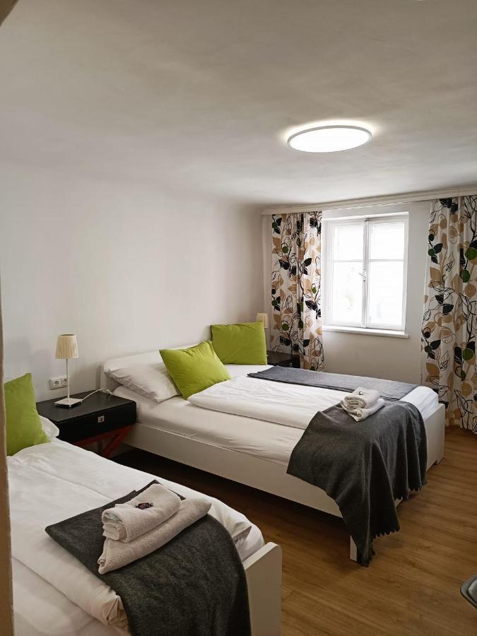 Cityhotel Junger Fuchs Salzburg Exterior photo