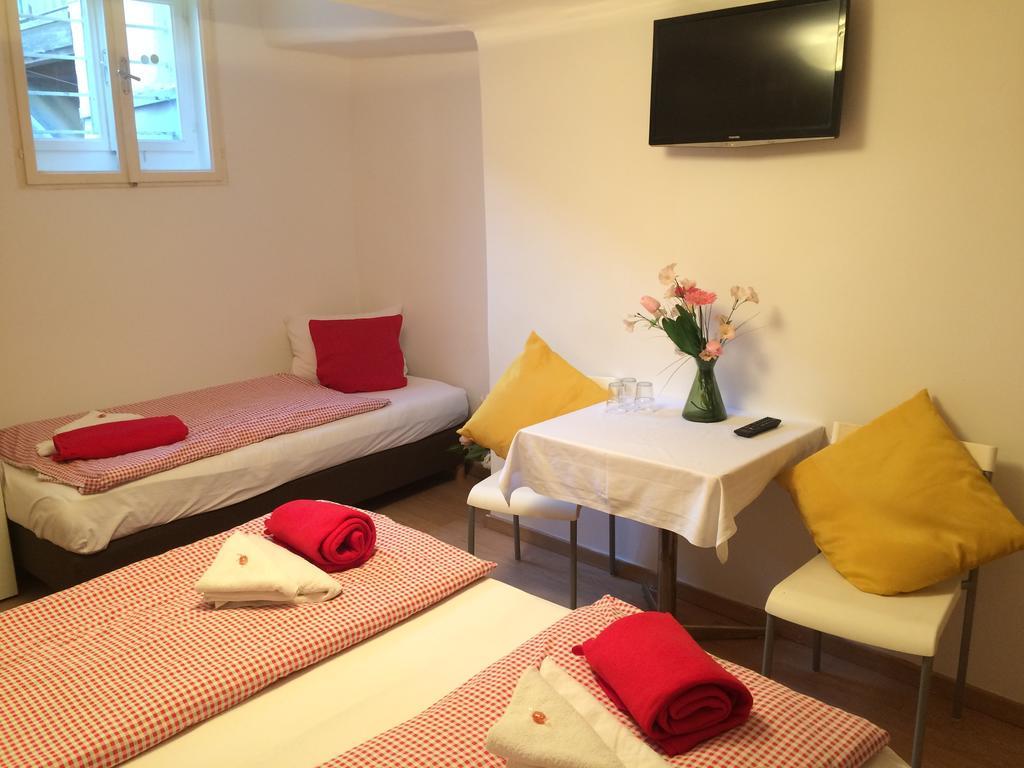 Cityhotel Junger Fuchs Salzburg Room photo